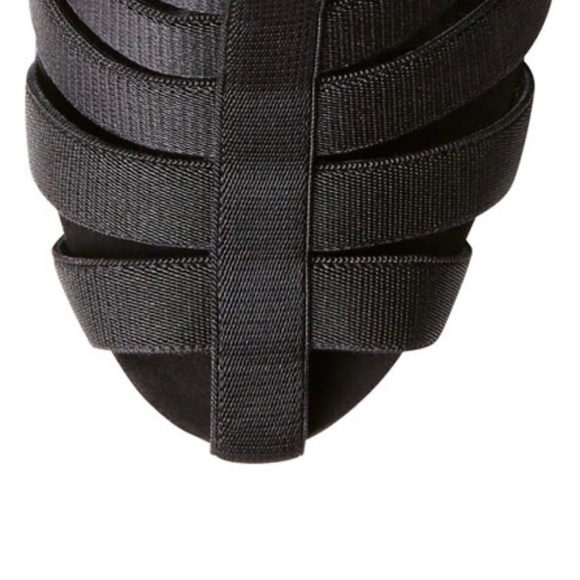 GUCCI BOOTIES - Picture 4 of 5